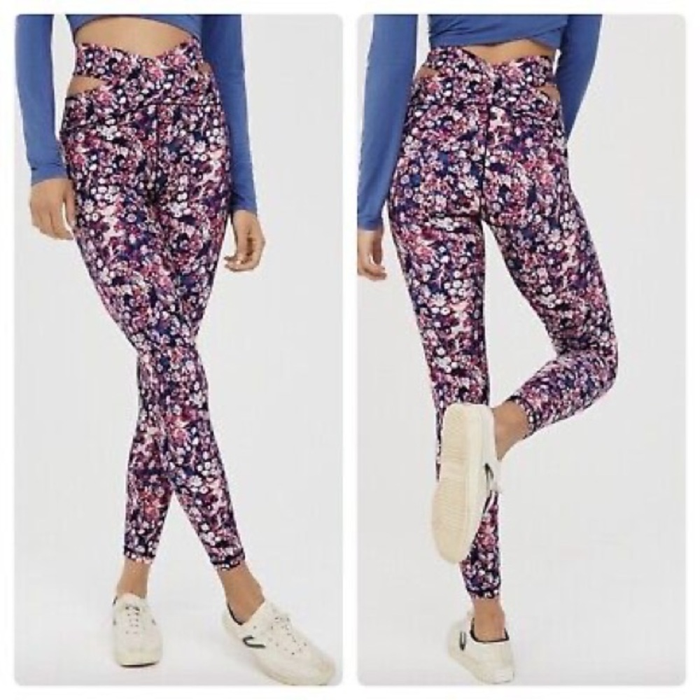 Aerie Offline- Floral Crossover Cut Out Pink High Rise Leggings Size XL